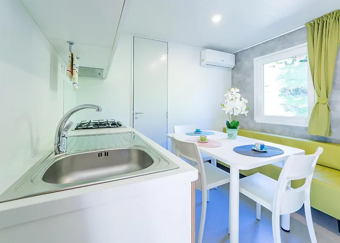 Kamp alanı Internazionale Madonna Del Ghisallo Magreglio